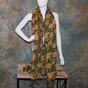 Large soft Casual Corner wrap